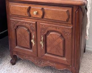 Cute wood carved side table 