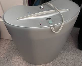 Office paper shredder