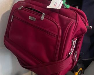 Handheld red suitcase