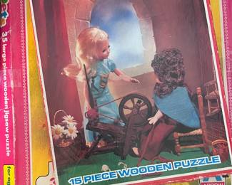 Sleeping beauty children’s vintage puzzle 