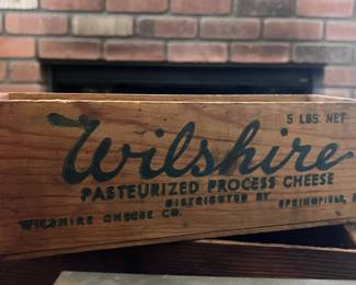 Vintage wood decorative box 