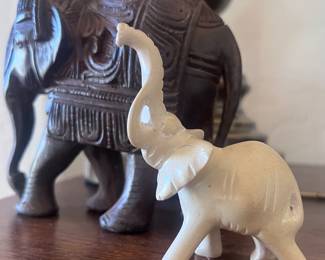 Cute carved elephants 
