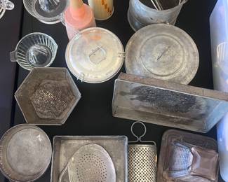Vintage and antique cooking and baking pans