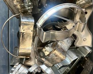 Vintage and Antique cookie cutters