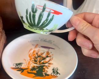 Blakely China - Blakey Oil was a chain of service stations that Albert Monroe Blakely began in April 1949. By the time he sold to Gulf Oil Company in 1963, the Blakely name had become synonymous with give-a-way promotions that included cars, boats, trailers, kitchen ranges, dishwashers, and refrigerators as well as the Blakely glasses, china, and stoneware he is most remembered for.

In addition to Blakely Oil and Blakely gas stations, the Blakely family had numerous other enterprises including a creamery, a furniture store, car dealerships, Apache Airlines, and P.D.Q. Airways helicopter charter service, which is believed to be the first helicopter charter service company in Arizona. Albert Monroe Blakely was also an investor and board member of the original Legend City amusement park in Phoenix where he also owned the Blakely Sports Car Ride and two stores, including the Dipsy Doodle gift shop, which his wife Ruth operated. Monroe also had a TV show called "The Cisco Kid", which aired