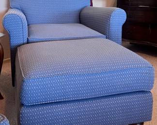 Cute blue living room chairs (set of 4) 