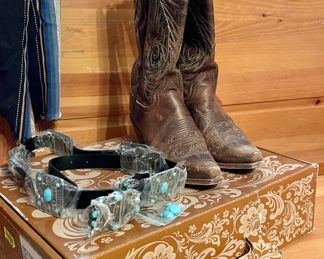 Vintage Justin Ladies Size 9B Cowboy Boots, Western Belt 