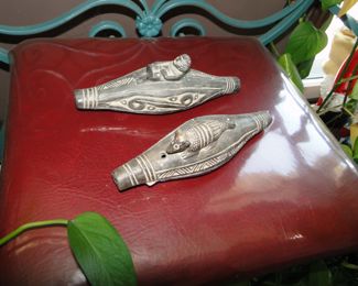 Columbian antique items