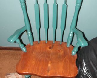 6 of these chairs and table to match