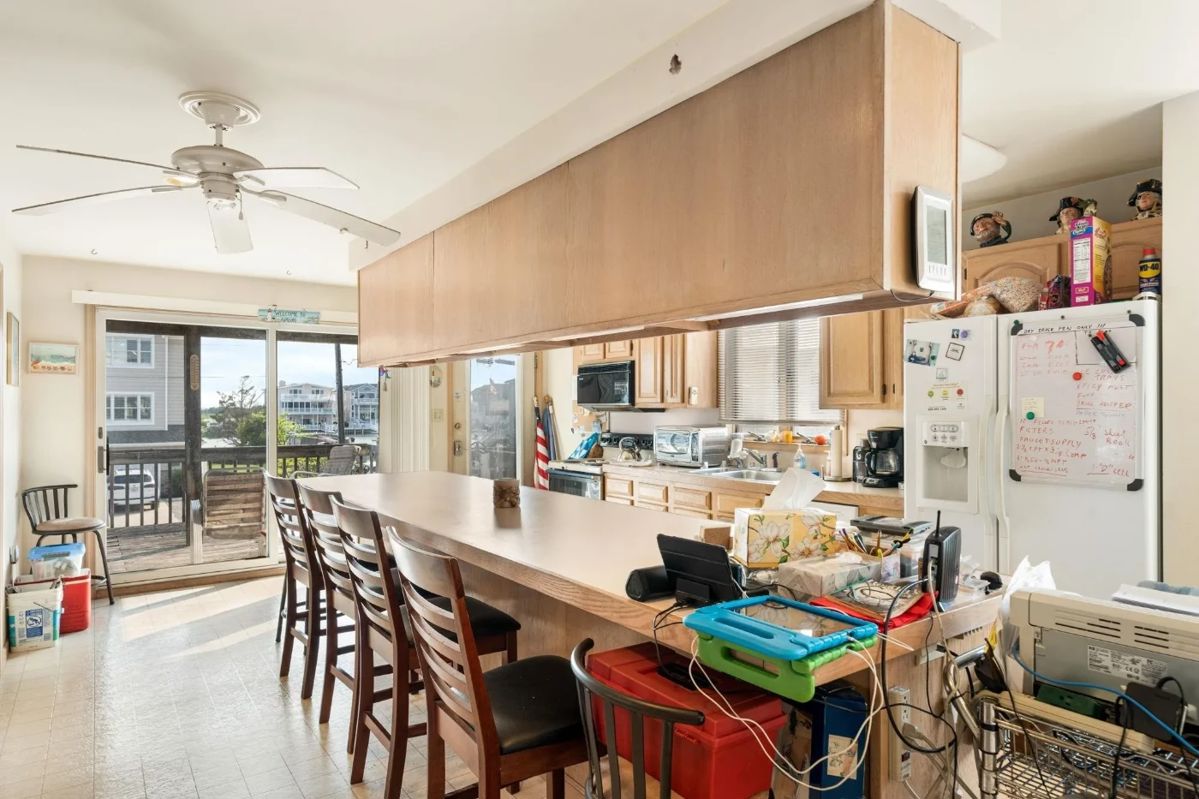 Avalon 6th Ave. Duplex Contents & Demolition Sale starts on 9/23/2023