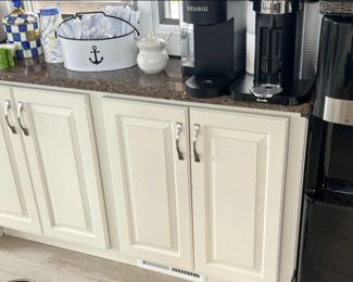 Coffee Bar 
2 Bottom Cabinets & Granite.
$600