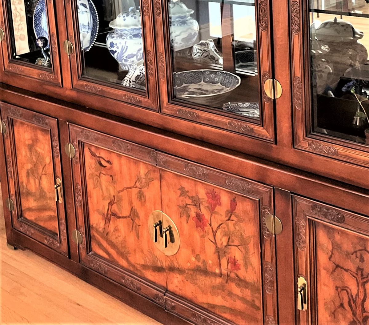 Hand-painted details on the bottom doors