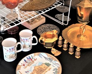 Texas plate and mugs - 6 flags over Texas