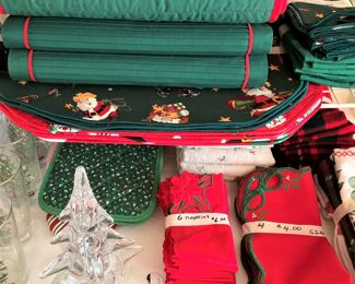 Placemats and napkins