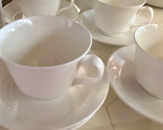 "White Monarch" - English bone china - cups and saucers by Minton