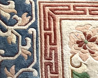 Large 9 feet x 12 feet rug