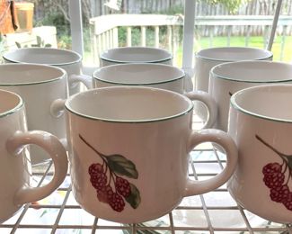 "Garden Trellis" mugs