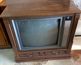 Vintage console Television another repurpose project