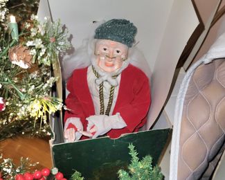 Department 56 large Santa Statue