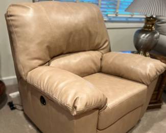 Leather recliner chair