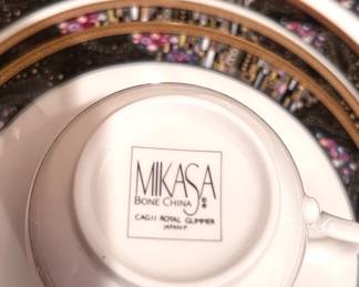 Mikasa "Cag ll Royal Glimmer" bone china 6pc set 