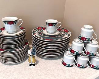 Tienshan Christmas dishes - 4-pc place setting for 12