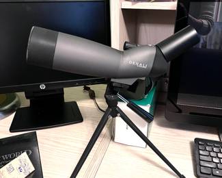 Denali 15X 45X zoom scope w/stand, bag & box 