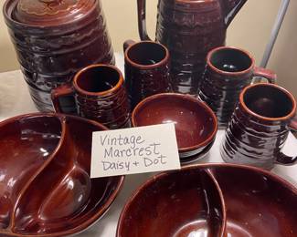 Marcrest Collectible! Daisy and Dot