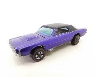 Authentic USA Made 1967 Hot Wheels Redline Purple Custom T-Bird	
