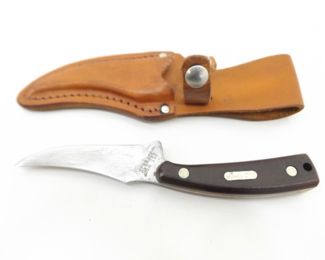 Schrade 152 Old Timer Knife in Leather Sheath	
