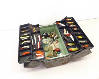 Vintage Metal Fishing Tackle Box PACKED With Vintage Wood etc. Lures, Bobbers, etc.	

