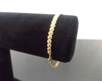 14k Yellow Gold Bracelet	
