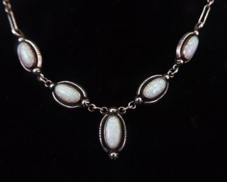 .925 Sterling Silver Opal Cabochon Dangle Necklace	
