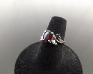 .925 Sterling Silver Garnet Dragonfly Ring Size 6	
