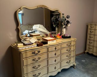 French Provincial furniture 