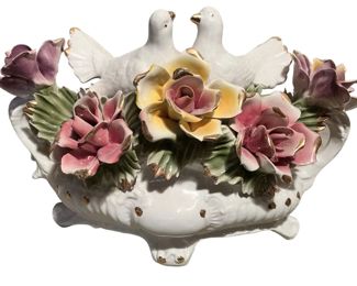 Capodimonte Centerpiece