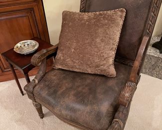 Wonderful leather armchair 