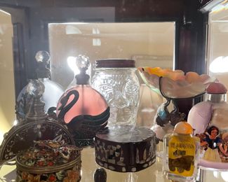 Enamel boxes and more perfume bottles and snuff bottles 