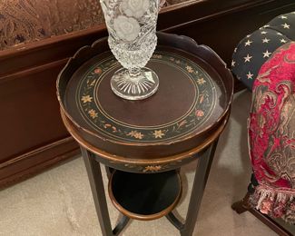 Sweet painted tray table