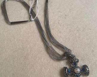 Judith Ripka liquid silver necklace and pendant 