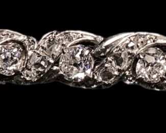 Art Deco Platinum and Diamond Brooch Pin