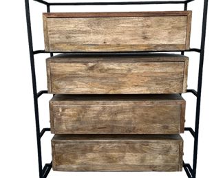 Lot 174: MOTI Redondo Tatum 4 Drawer Dresser