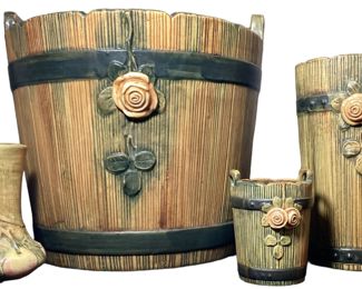 Collection WELLER Woodrose Vessels and Baldin Bud Vase