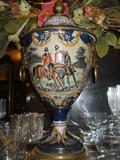 MODERN URN