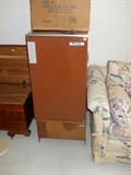 FRIDGE $40.00