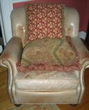 GREAT LEATHER CHAIR OLD HICKORY $275.00