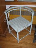 VICTORIAN CORNER CHAIR