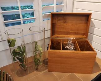 Jefferson's Traveling Liquor Cabinet-replica