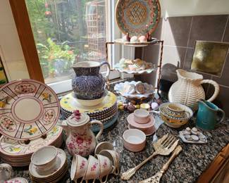 Mackenzie-Childs Ruffled Plates, Knobs, Pulls and More