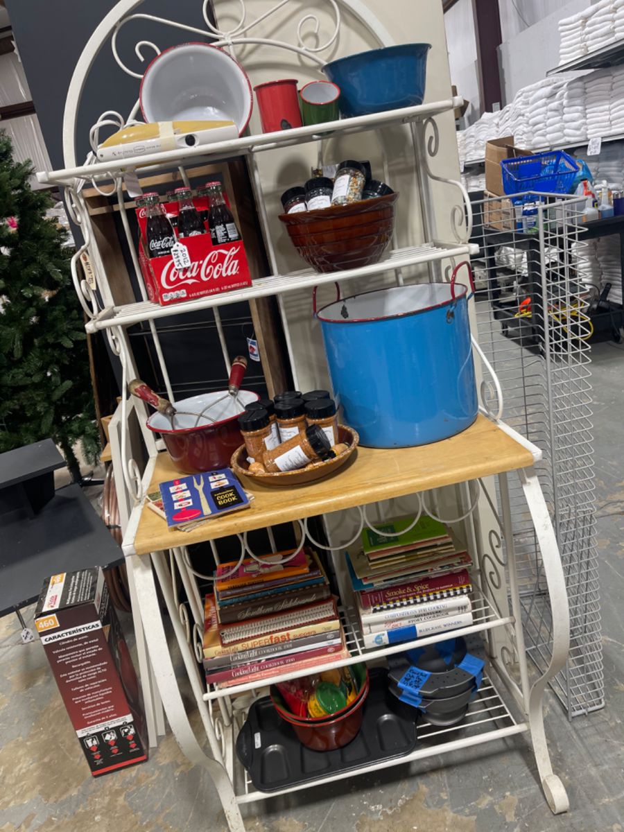 HUGE Alabaster Warehouse/Estate Sale starts on 9/8/2023